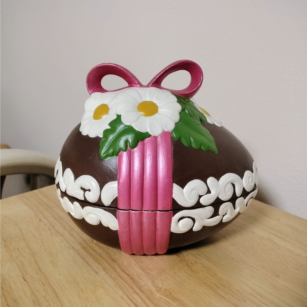 Vintage Hand Painted Ceramic Easter Egg Dish